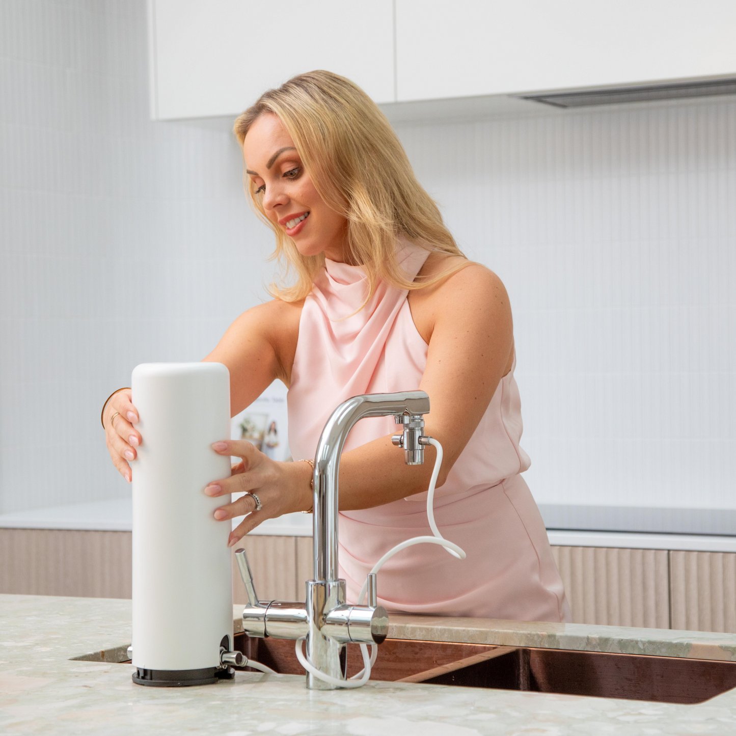 The Luxe Collection Bench Top Water Filter