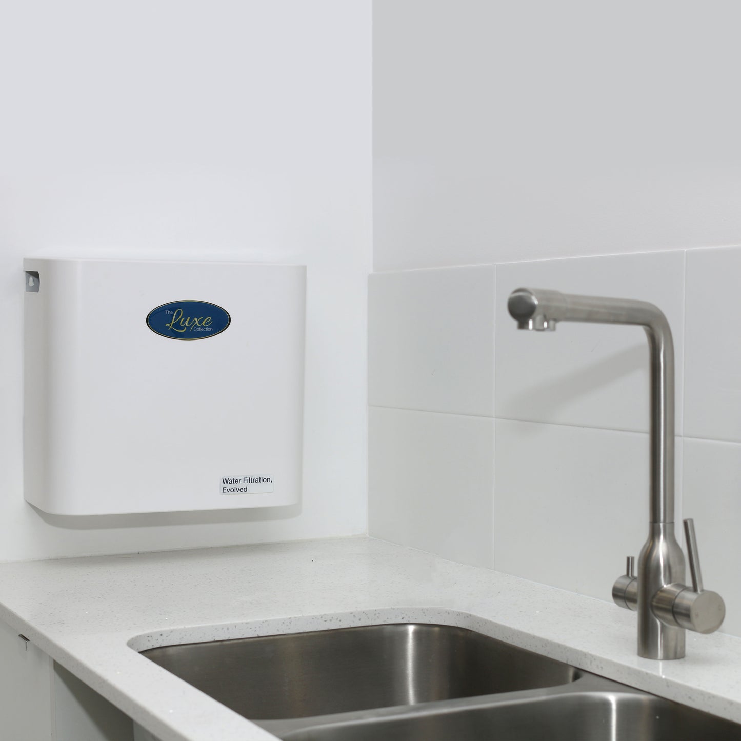 The Luxe Collection Dual Action High Flow Water Filtration System with 3 Way Mixer Tap Bundle